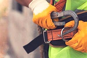 Dış Cephe İskelelerinde Güvenli Çalışma